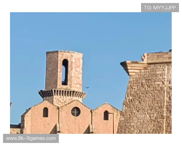 地中海德比一边倒，马赛高效进攻击溃尼斯残缺防线